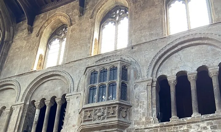 Medieval London Self-Guided Tour for Kids and Families in English