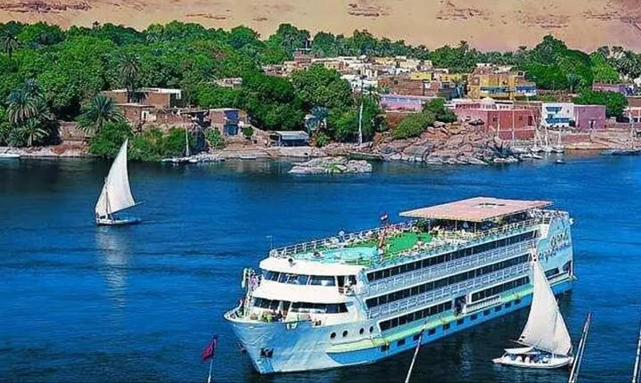 5 Days Nile Cruise from Luxor to Aswan