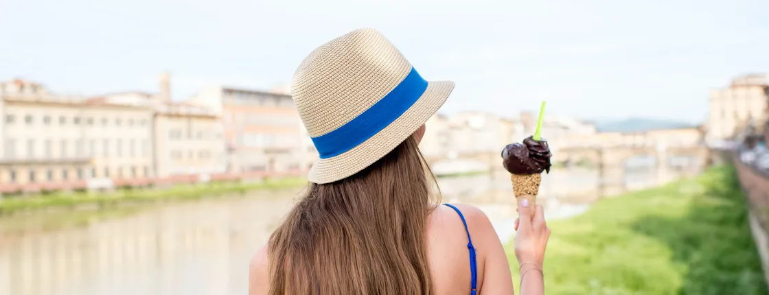 Florence guided tour with walking stools and gelato