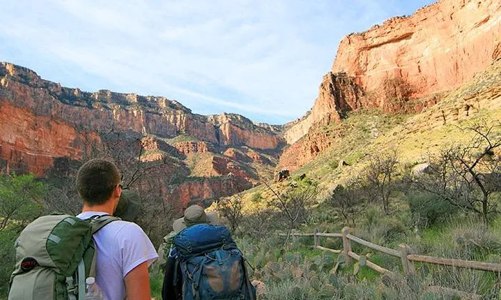 Bright Angel Trail Day Hike Tour