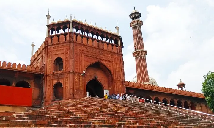 Half-Day Private Walking Tour of Old Delhi 