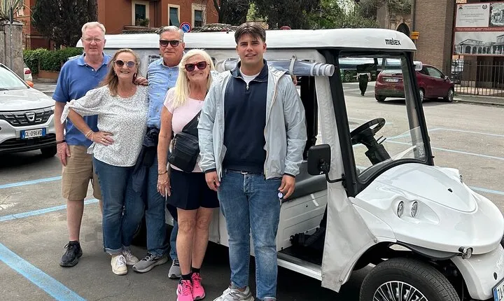 Golf Cart VIP tour of Rome with Driver and Tour Guide (3 or 5hrs)