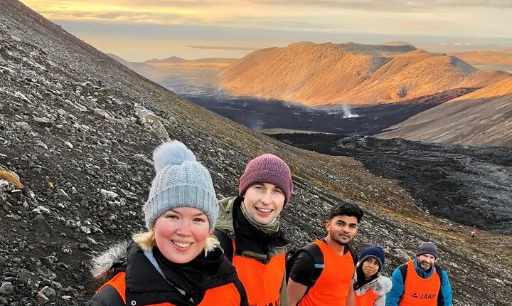 Volcano Eruption Site Hike & Reykjanes Tour from Reykjavik
