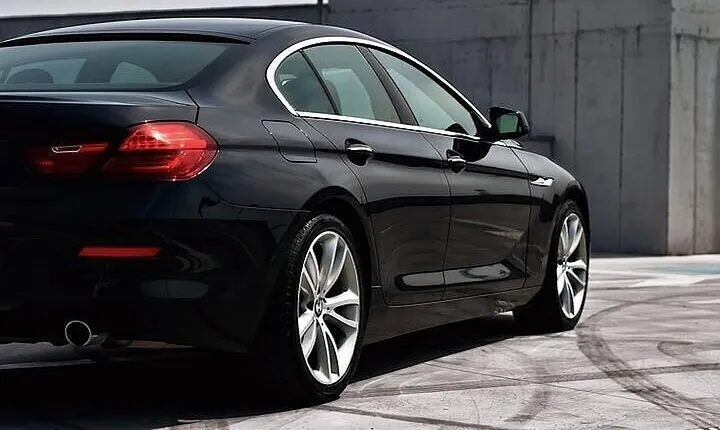 Private Oneway Airport Transfer London Heathrow Airport To London