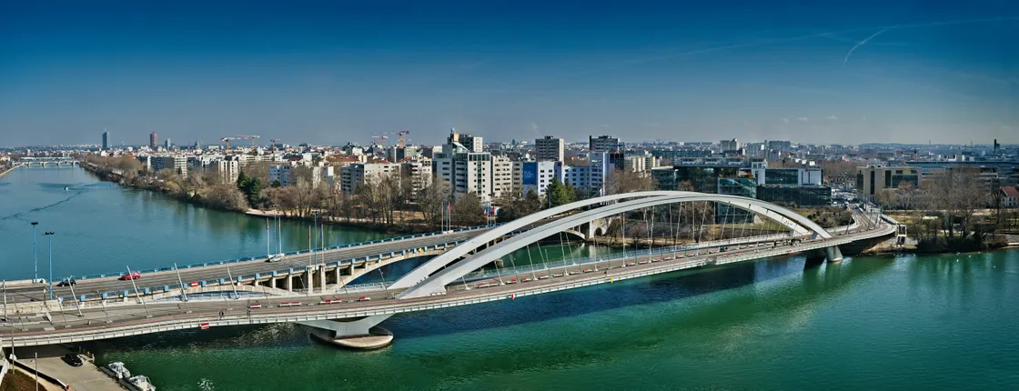 2-hour riverside ebike tour of Lyon's Confluence district