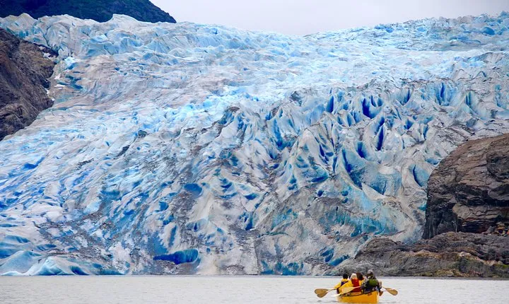 Juneau Shore Excursion: Mendenhall Glacier Canoe, Paddle and Hike