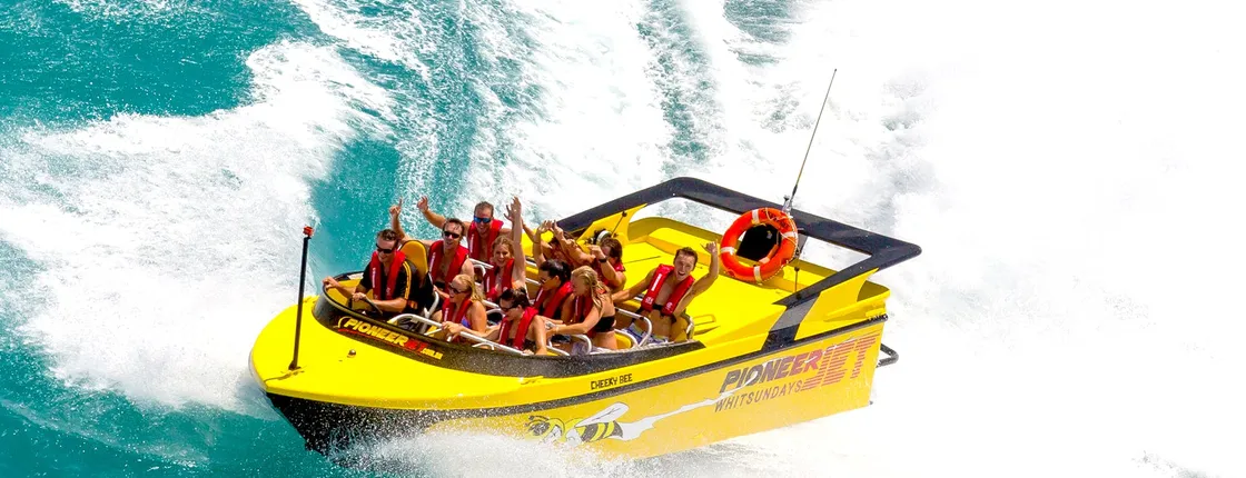 Airlie Beach ultimate Jetboat bay blast