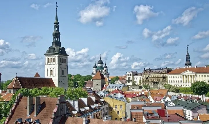 Tallinn Private Walking Tour With A Professional Guide