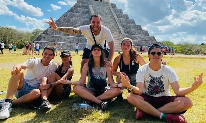 Chichén Itzá, Cenote and Valladolid with Lunch and transportation.