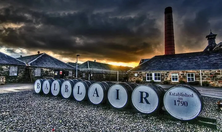 North Whisky Tour: To Highland Malt Whisky Trail +Dunrobin Castle