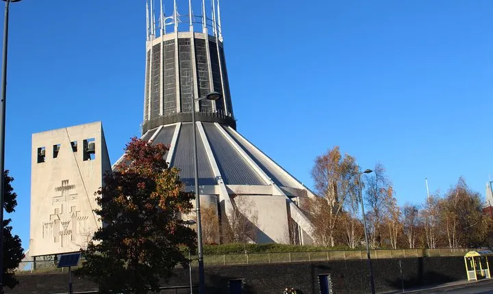 Best of Liverpool Sightseeing Tour by Private Taxi