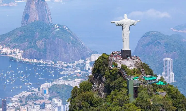 Rio's Full Day: Selarón Steps, Christ & Sugarloaf – Tickets & Lunch Included