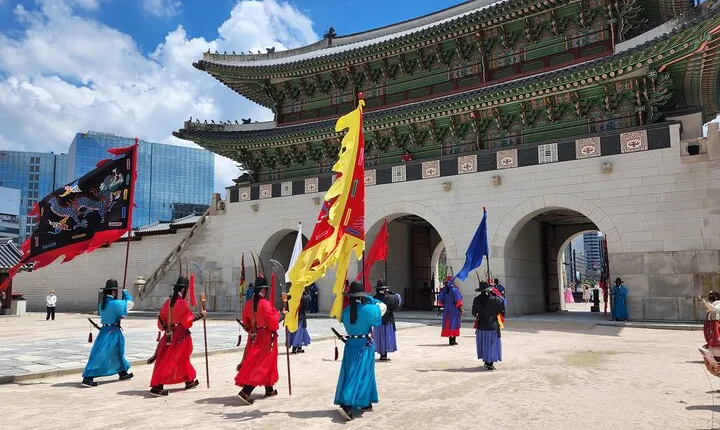 Your Local Guide to a Perfect Day in Seoul (Private Tours)