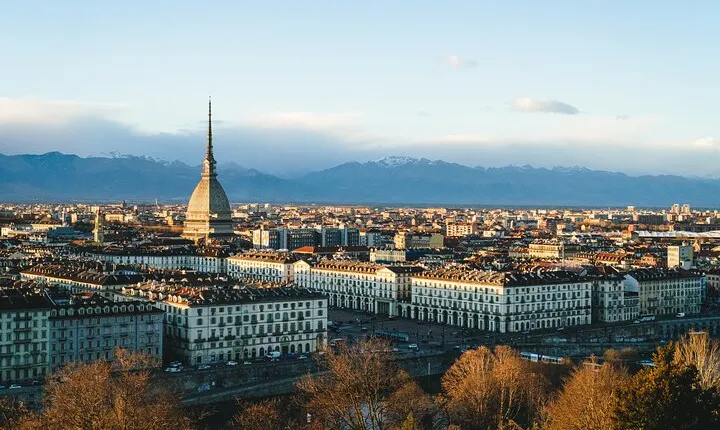 Turin Private Walking Tour with a Local