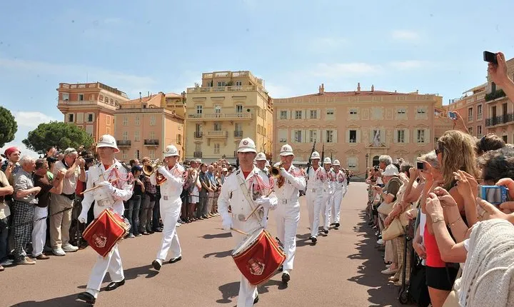 Monaco, Monte Carlo, Eze, la Turbie, 7H Shared Tour from Cannes