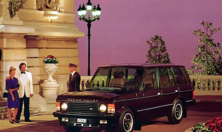 Paris or Versailles Chic Car Tour