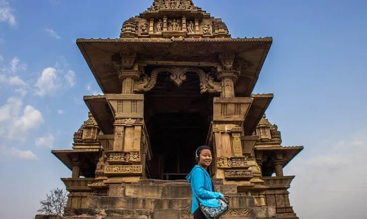 Khajuraho Tour from Delhi with a overnight train