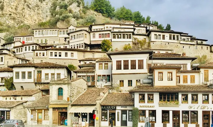 Private Full-Day Berat Tour from Tirana