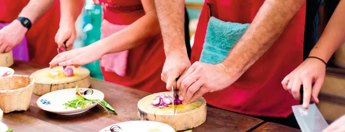 Cooking Class by Baan Hongnual Cookery School