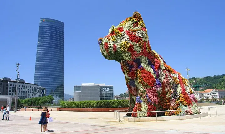 3-day Bilbao Bike Tour and Guggenheim Museum Ticket