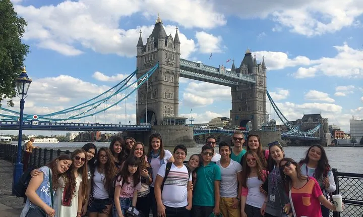 London 6 Day Tour with English Host Family