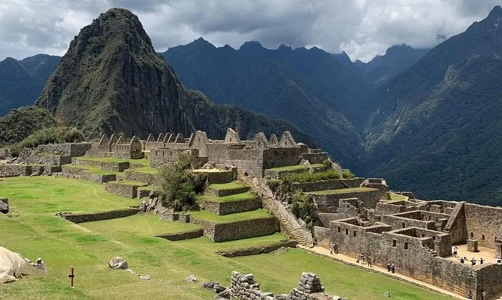 Classic Inca Trail to Machu Picchu (4 Days / 3 Nights).