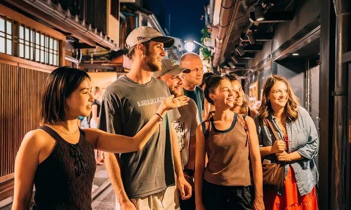Kyoto: Gion Local Food Tour (Taste 15 Dishes)