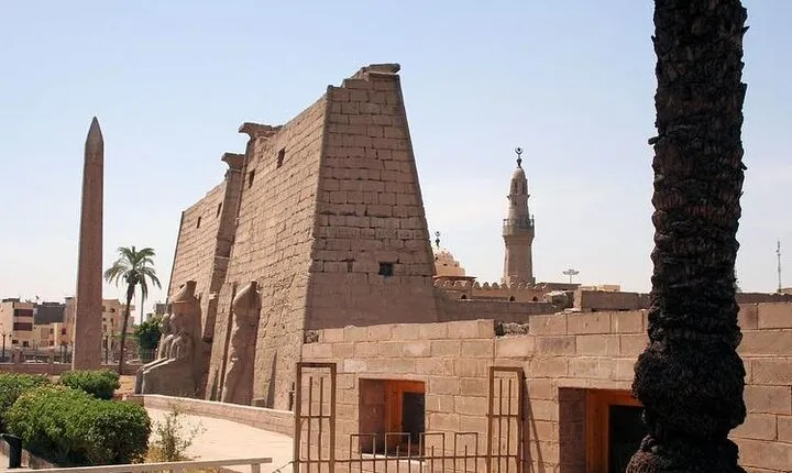 Cruise 4-Days With Abu Simbel Temples & Tours From Aswan To Luxor