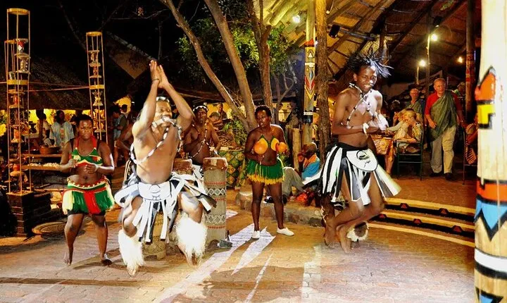  Victoria Falls Boma Dinner and Drum Show