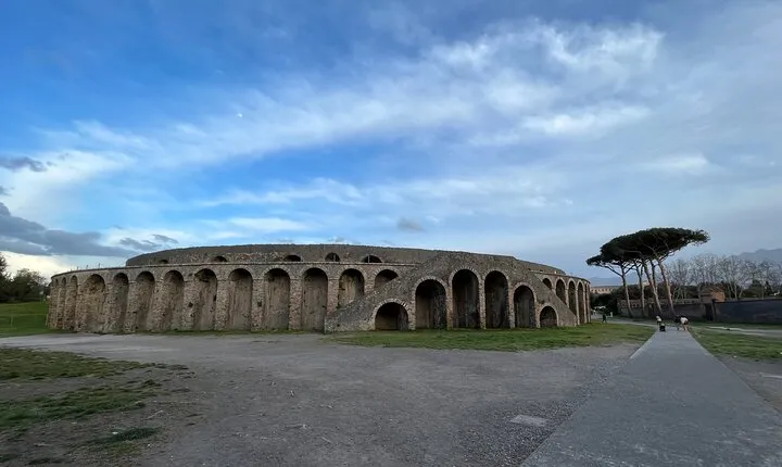 Full Day Private Tour of Pompeii and the Amalfi Coast