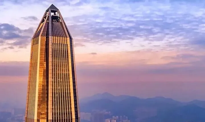 From Hong kong to Shenzhen tour with Flexible Itinerary / English