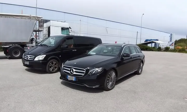 Trondheim Vaernes Airport (TRD) to Trondheim- Round-Trip Transfer
