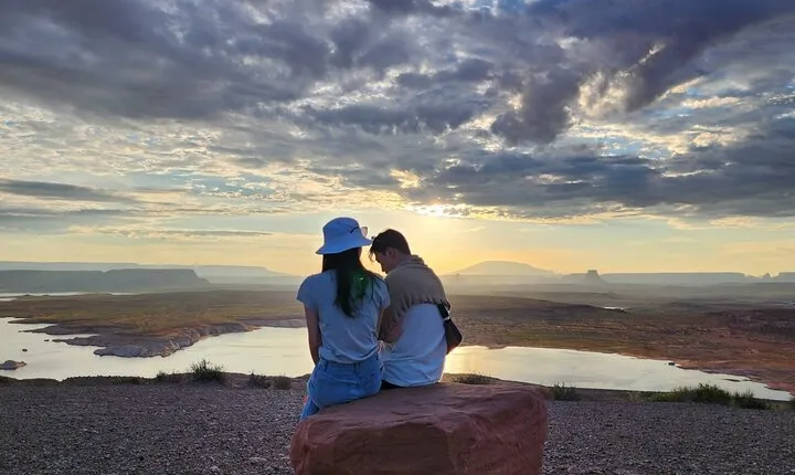 2 Days Grand Canyon, Antelope Canyon and Horseshoe Bend Tour 