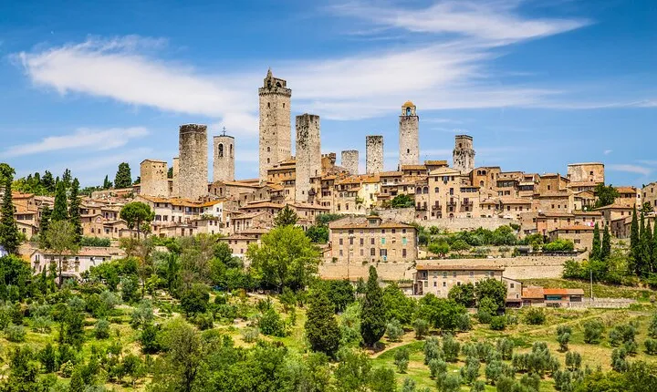 Florence: Siena & San Gimignano DayTrip with Lunch & Wine Tasting