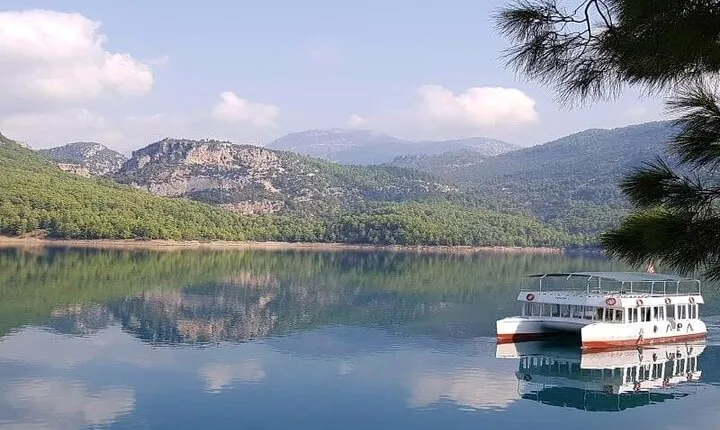 Green Canyon Boat with Lunch & Transfer from Side