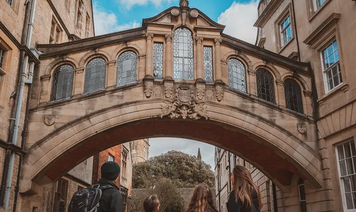 Oxford On Screen Walking Tour