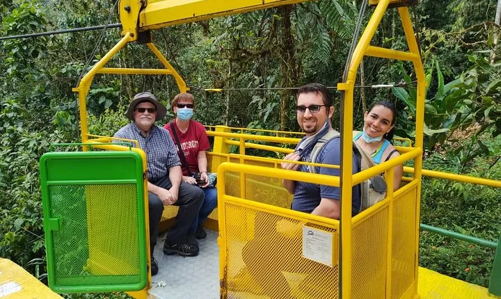 Mindo Cloud Forest - Private tour from Quito - Nature, Waterfalls and Chocolate