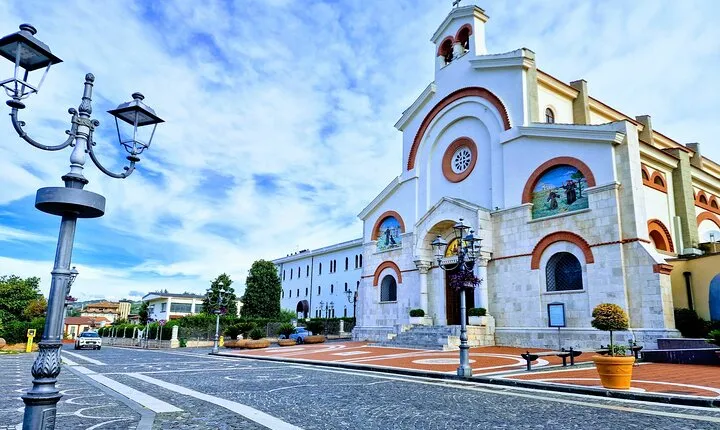 Padre Pio's Shrine and Pietrelcina Private Day Tour from Rome