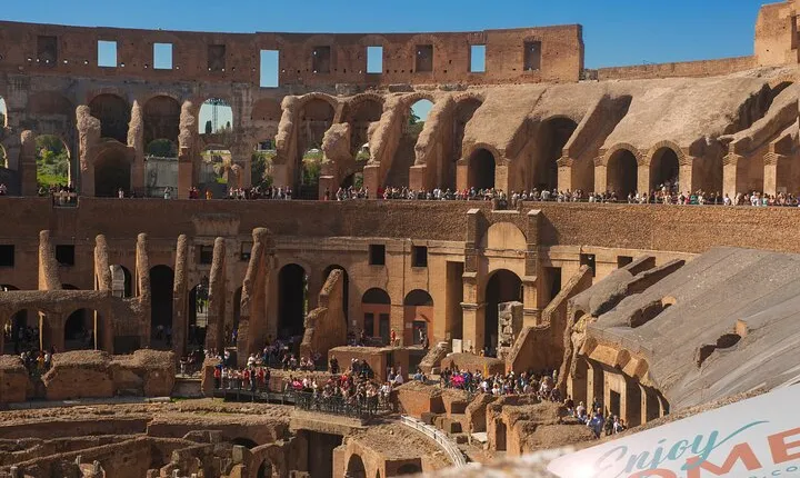 Rome: Colosseum, Roman Forum and Palatine Hill Tour 