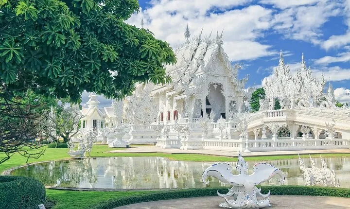 Golden Triangle, White, Black, Blue Temple Full Day Tour From Chiang Mai