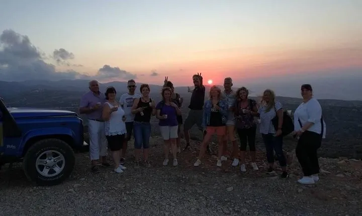 Adventure Jeep Safari Amazing sunset