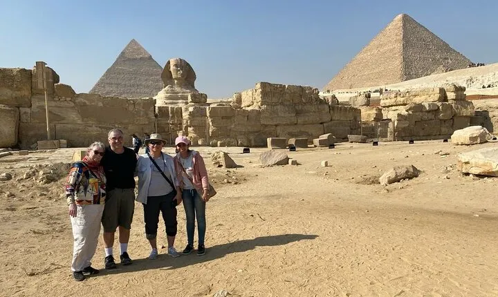 Private Tour Giza Pyramids & Sphinx from Alexandria Port & Hotels