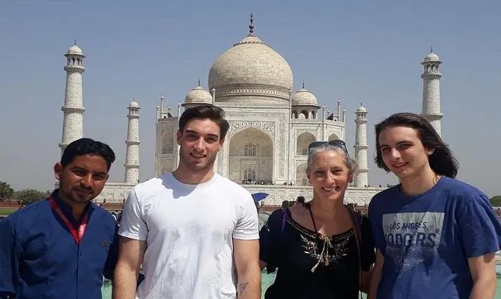Private Taj Mahal & Agra Fort Tour with Fatehpur Sikri from Agra