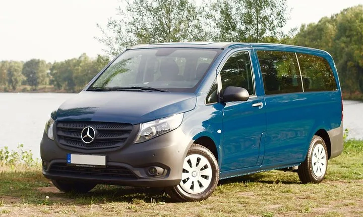 Private Transfer from Pilsen(Plzen) to Prague