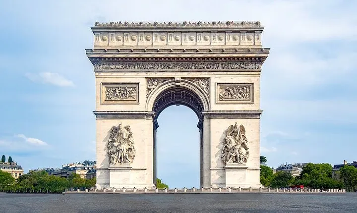 Arc de Triomphe Entry Tickets with Rooftop Access