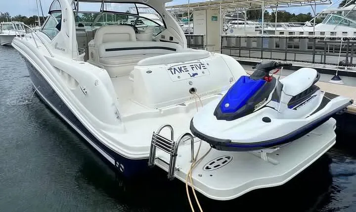 Private Luxury HalfDay w/Jetski Stingray City, Snorkeling & Starfish Beach Tour
