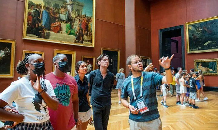 Louvre Small-Group Tour (Max 6 Guests) - Mona-Lisa & Highlights