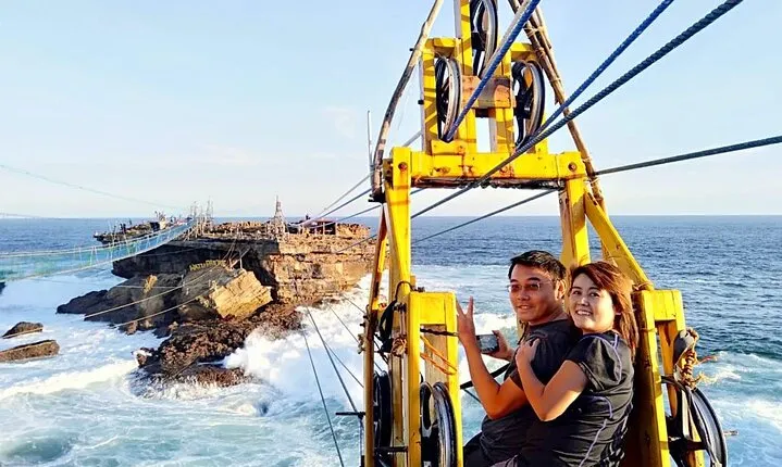 From Yogyakarta: Timang Beach Gondola in 1 Day