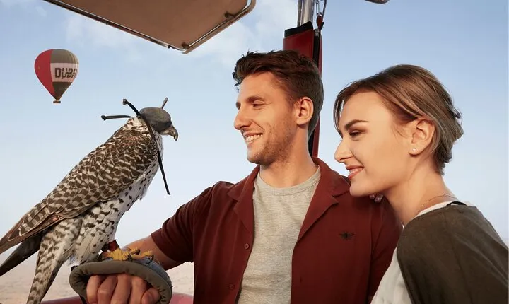 Luxury Hot Air Balloon, Land Rover Defender & Michelin Breakfast