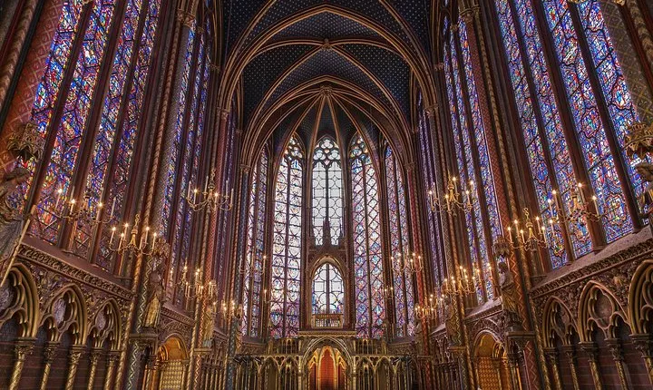 Highlights & Hidden Gems of Ile de Cité & the Left Bank: Private City Tour